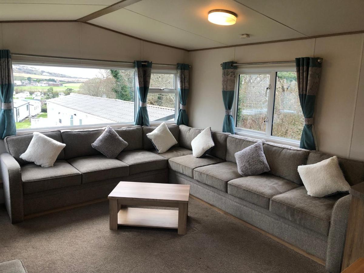 Classy Caravan With Ample Space Bembridge Exterior foto