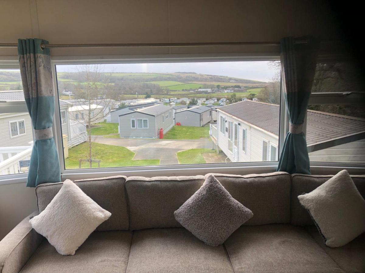 Classy Caravan With Ample Space Bembridge Exterior foto